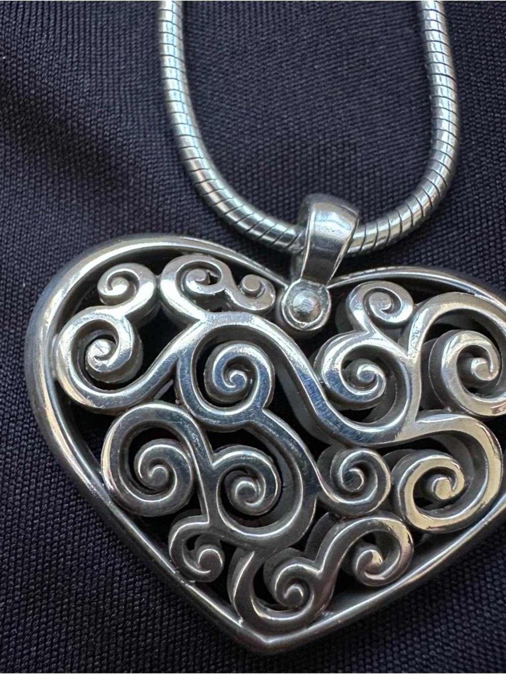Brighton Diva heart filigree Pendant Necklace - Picture 3 of 6